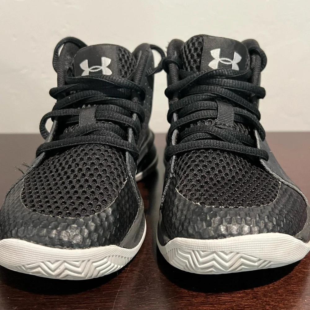 Under Armour boys Jet 2019 Basketball Shoe Black 11K - Picture 2 of 7